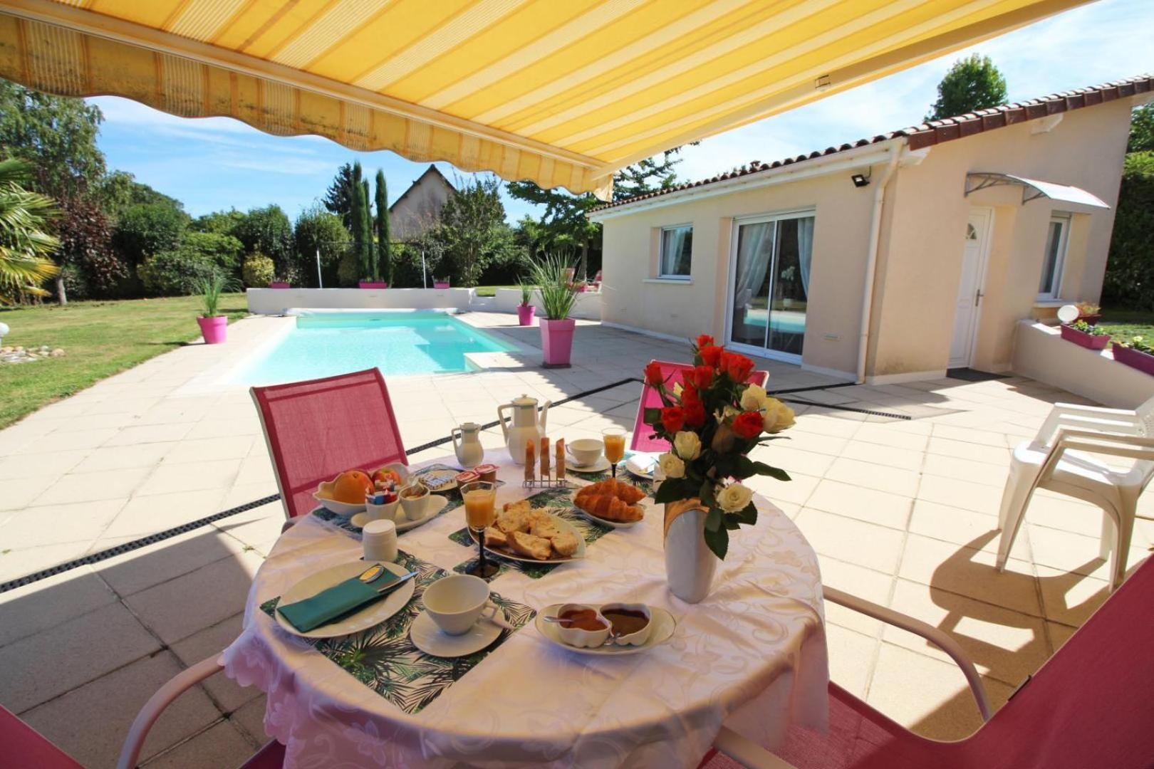 Les Carpes A Limoges Bed and Breakfast Buitenkant foto
