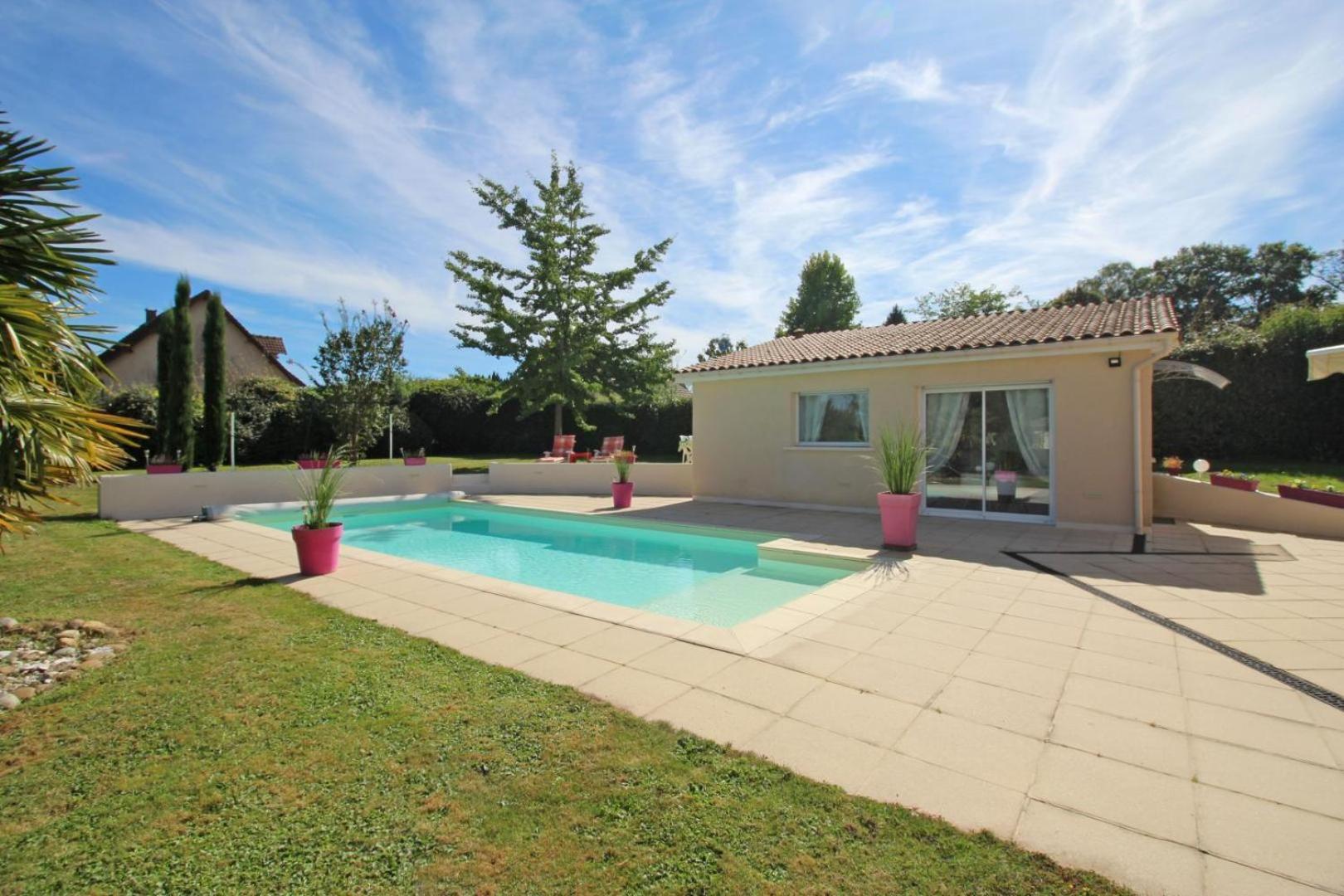 Les Carpes A Limoges Bed and Breakfast Buitenkant foto